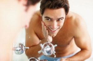 Nam giới nên chọn thuốc trị mụn loại nào?