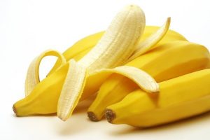 Trị sẹo mụn hiệu quả với vỏ chuối