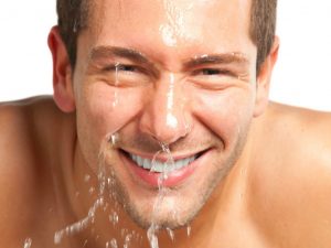 9 bước khiến làn da nam giới đẹp hơn