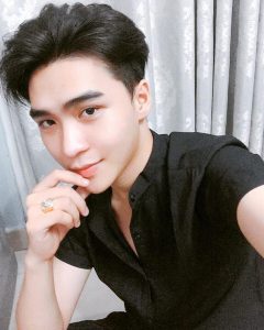 Học hỏi Hotboy Việt dưỡng da cực chuẩn